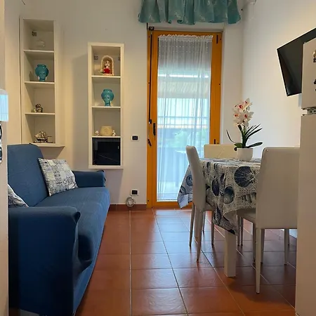 A Due Passi Dal Mare *