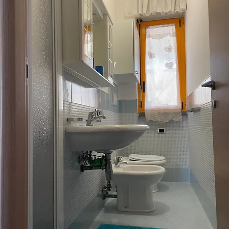 A Due Passi Dal Mare Сasa de vacaciones *